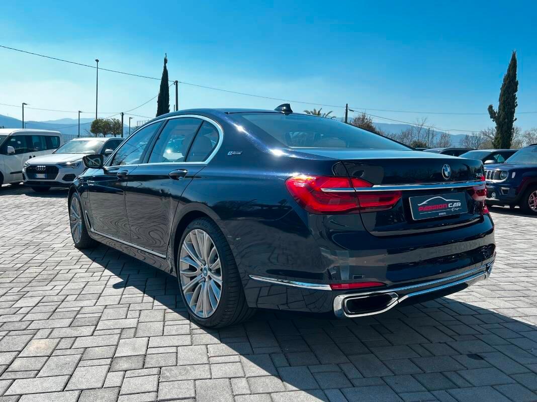 BMW Serie 7 740e Eccelsa auto