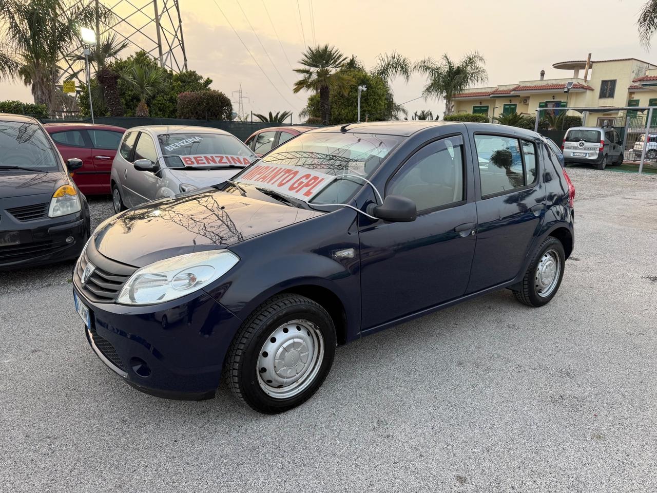 Dacia Sandero 1.4 gpl 2010