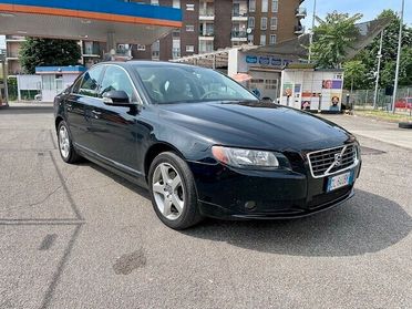 Volvo S80 2.4 D5 205 CV Summum