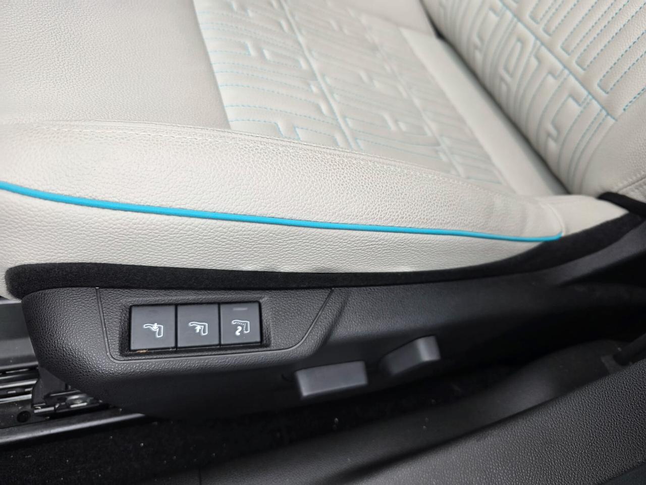 Fiat 600 Hybrid 110 CV DCT MHEV La Prima