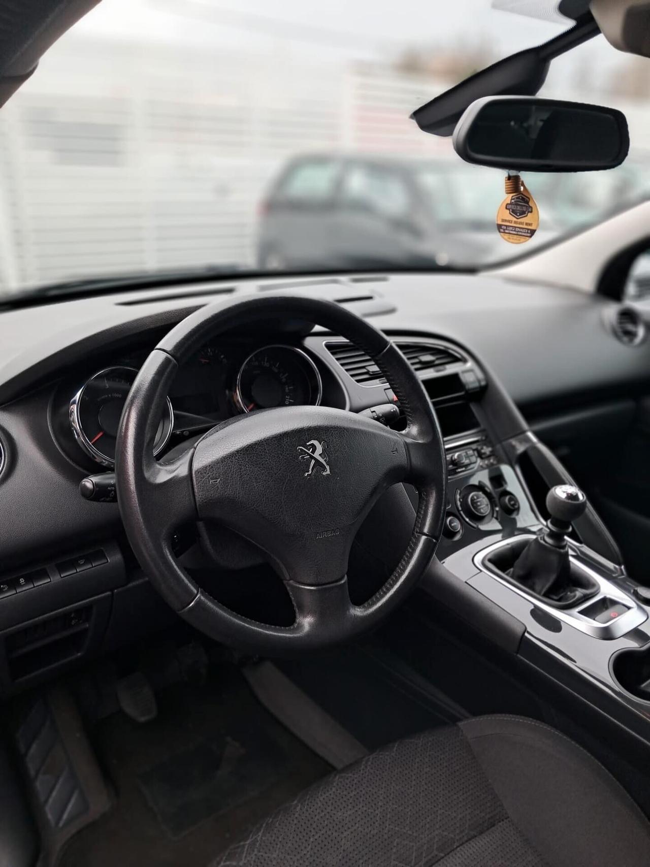 Peugeot 3008 BlueHDi 120 S&S Business