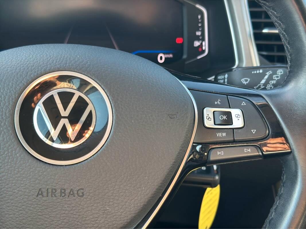 Volkswagen T-Roc 1.0 tsi Style 110cv CON CARPLAY