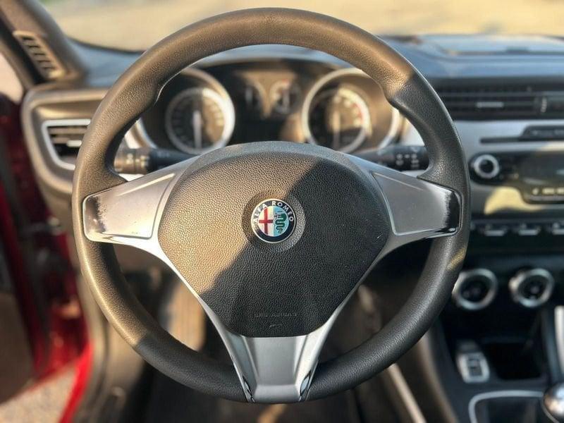 Alfa Romeo Giulietta GIULIETTA 1.4 TURBO MULTIAIR DISTINCTIVE
