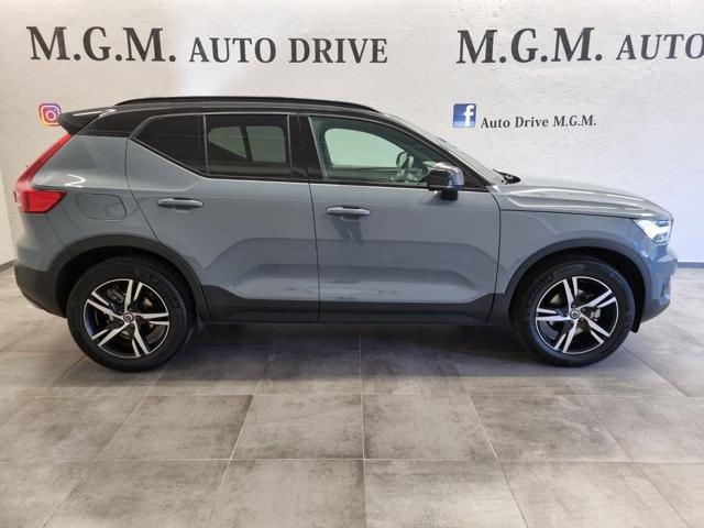 VOLVO XC40 T3 Geartronic R-design