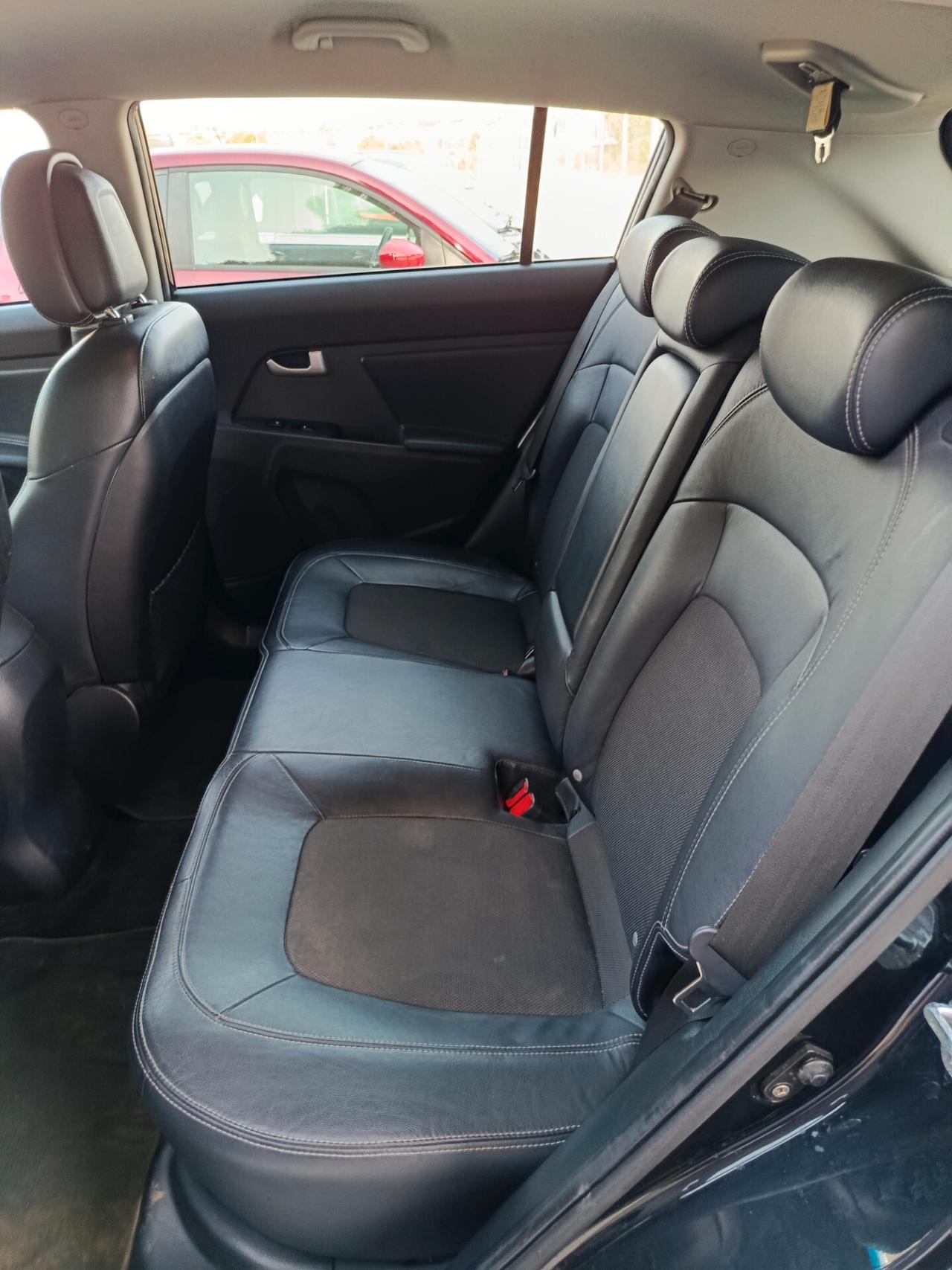 Kia Sportage 1.7 CRDI VGT 2WD active STRAFULL