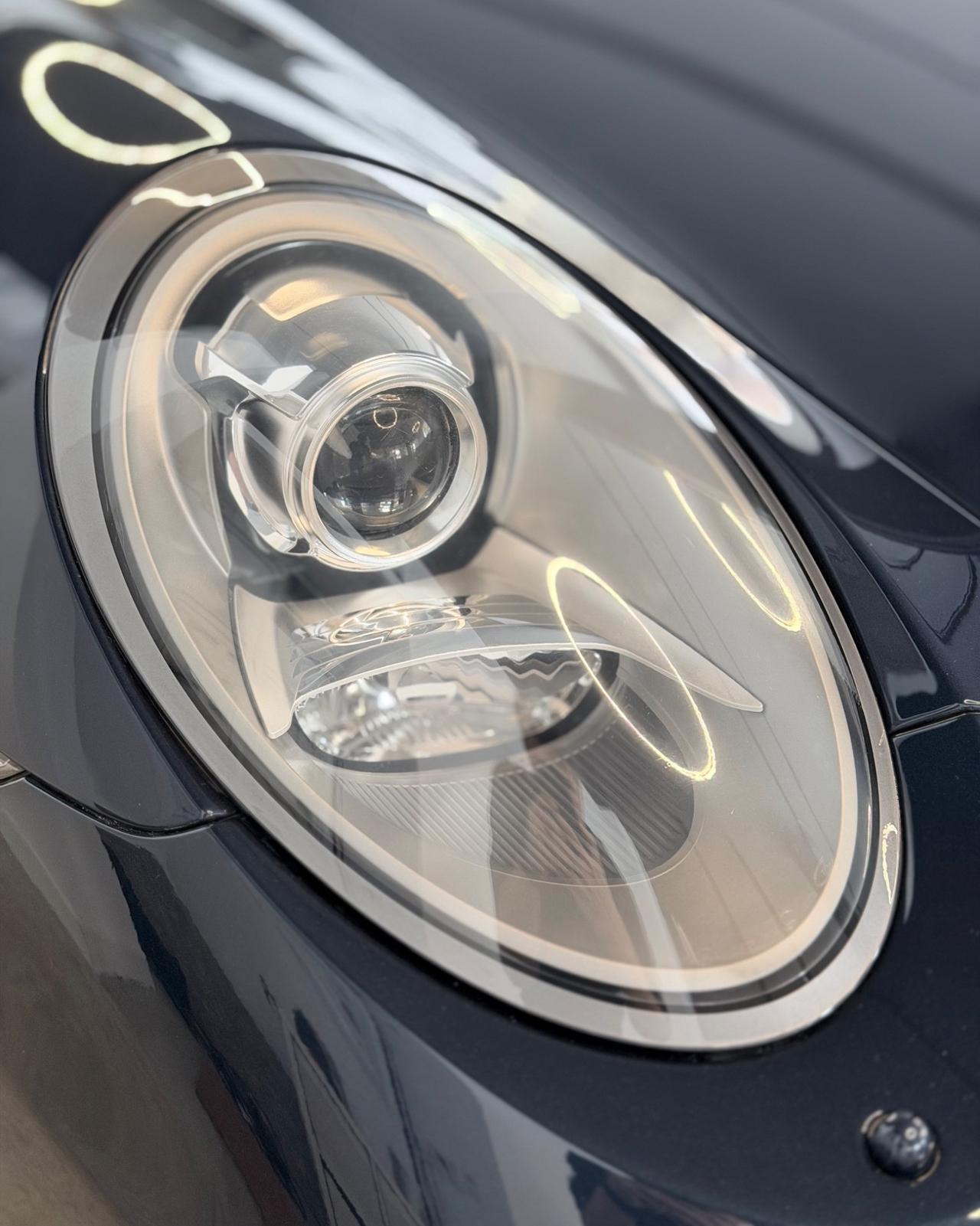 Porsche 911 3.8 Carrera 4S Coupé