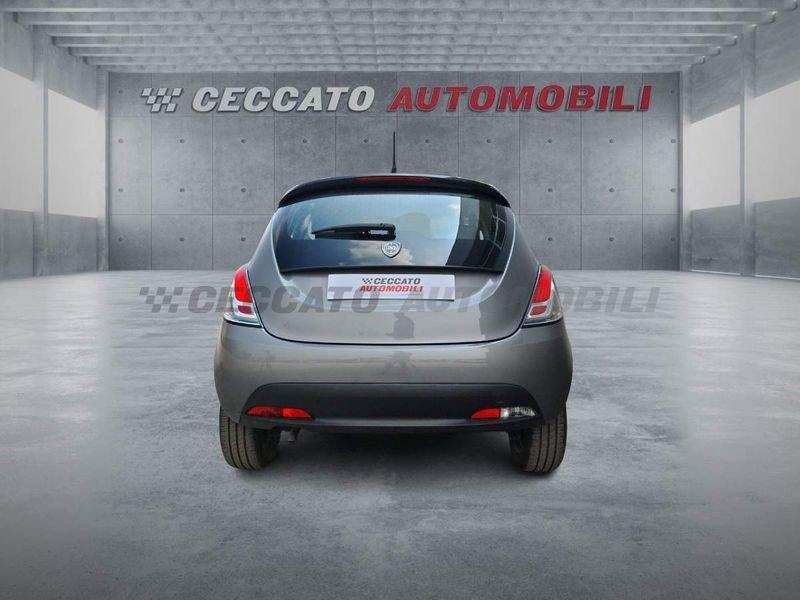 Lancia Ypsilon Ypsilon 1.0 firefly hybrid Oro s&s 70cv