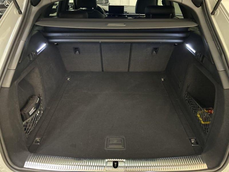 Audi A4 allroad 45 2.0 TFSI MHEV IDENTITY CONTRAST 265C
