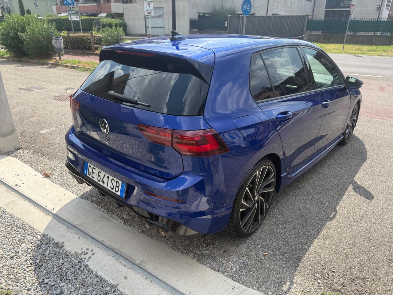 Volkswagen Golf 2.0 TSI DSG 4Motion R