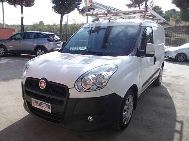 Fiat Doblò 1.6 MJT con o senza allestimento