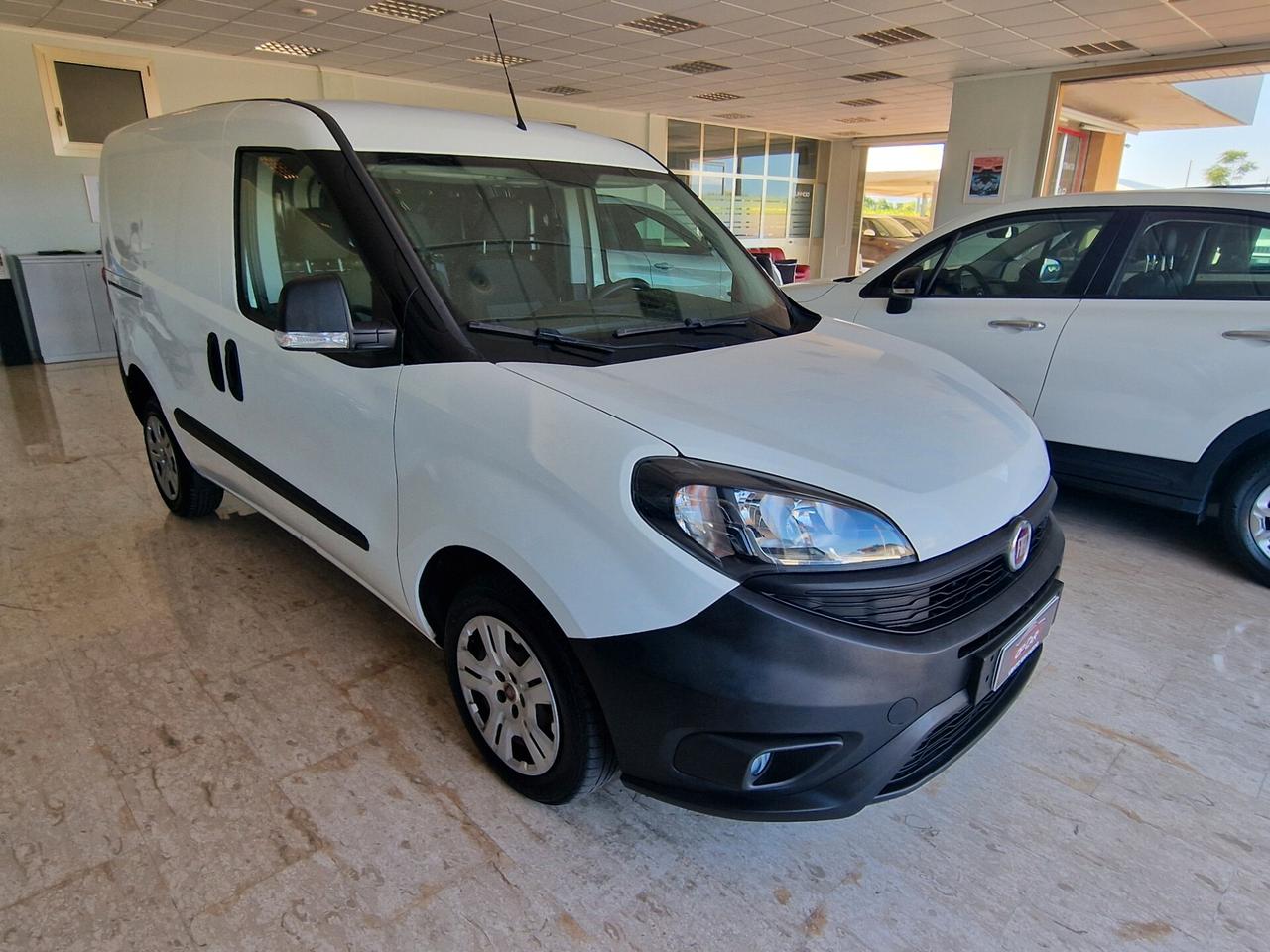 Fiat Doblo 1.6 MJT 3 posti