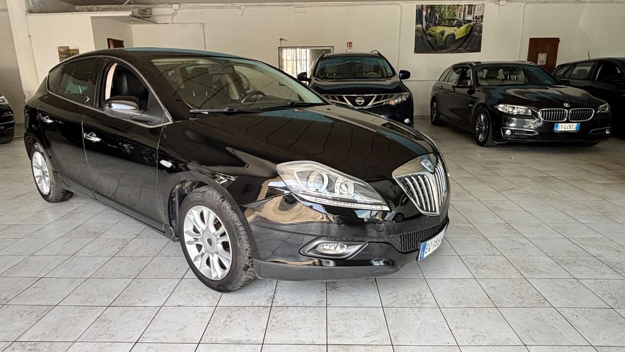 Lancia Delta 1.4 T-Jet 120 CV Silver Ecochic GPL