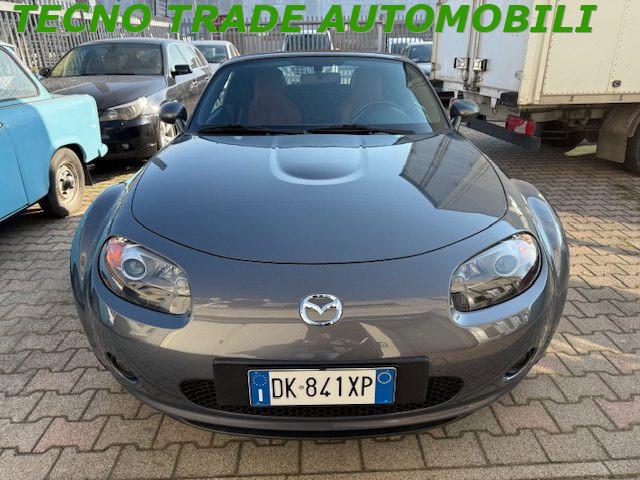 MAZDA MX-5 Roadster 2.0L 16V Wind