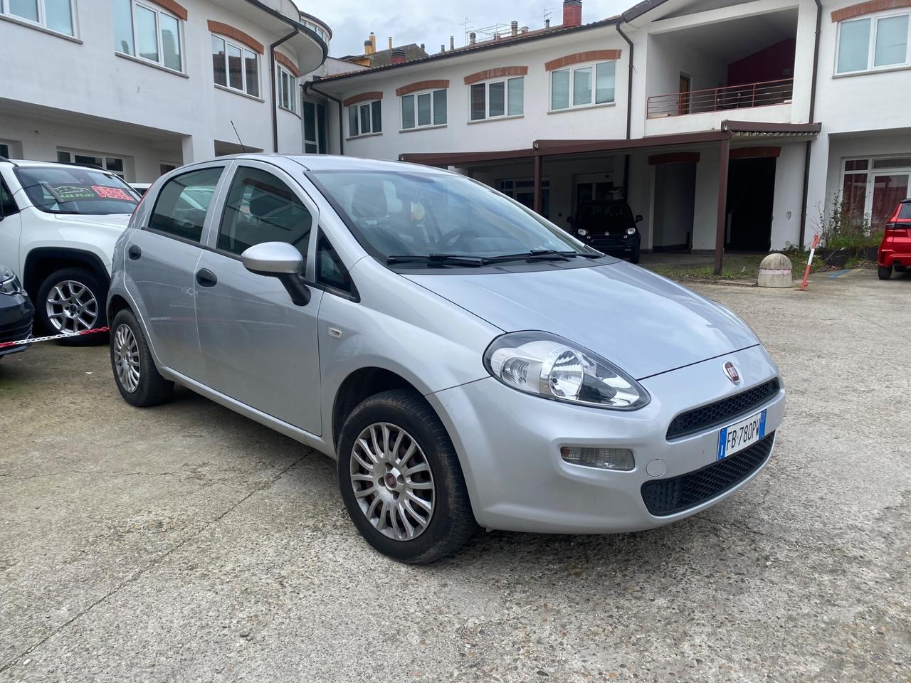 Fiat Punto 1.4 8V 5 porte Natural Power Lounge NEOPATENTATI