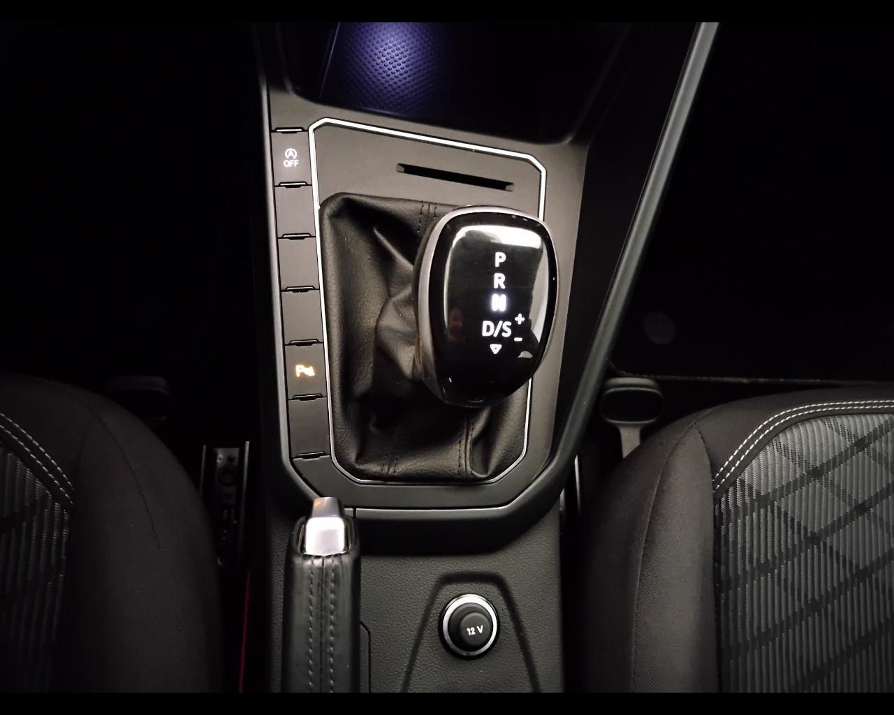 VOLKSWAGEN Taigo - Taigo 1.5 tsi R-Line 150cv dsg