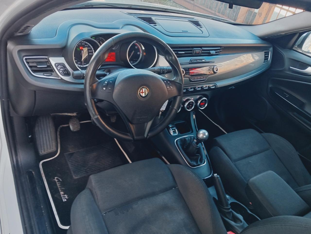 Alfa Romeo Giulietta 1.6 JTDm-2 105 CV Exclusive