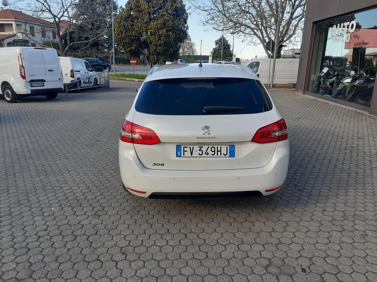 Peugeot 308 BlueHDi 130 S&S SW Business