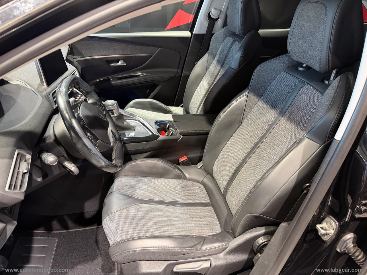 PEUGEOT 3008 BlueHDi 120 S&S Allure