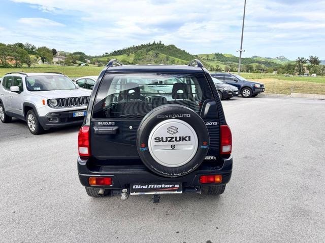 SUZUKI Grand Vitara 2.0 turbodiesel 16V 3 porte gancio OK NEOPATENTATI