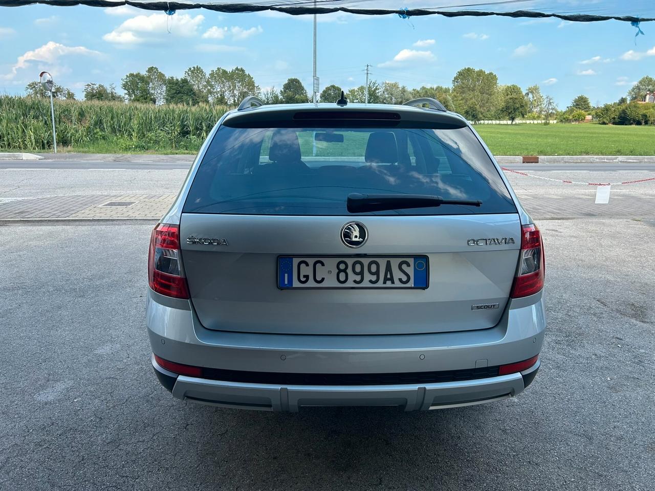 SKODA OCTAVIA WAGON 2.0 TDI 150CV Scout 4x4