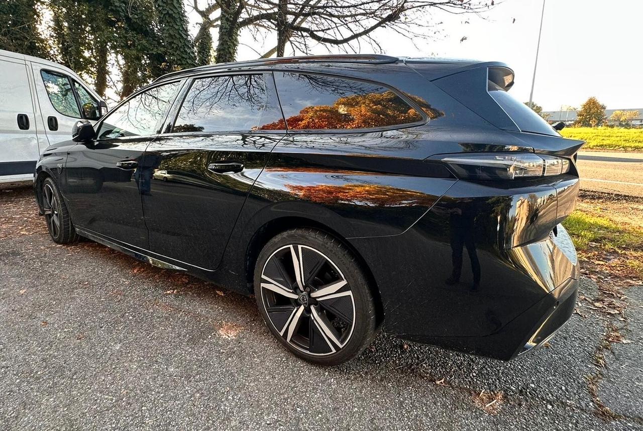 Peugeot 308 PureTech Turbo 130 S&S SW Allure