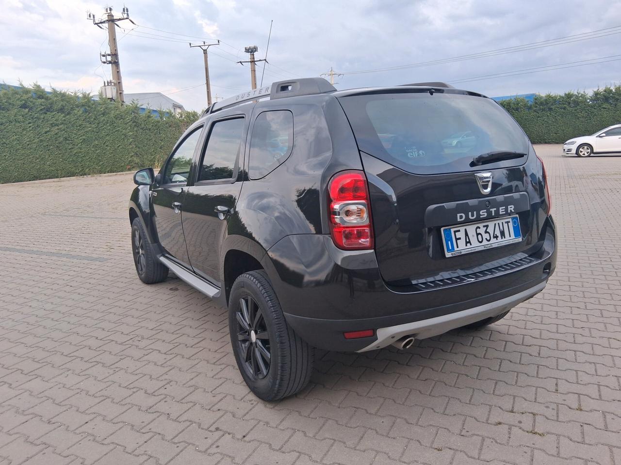 Dacia Duster 1.5 dCi 110CV Start&Stop 4x2 Lauréate..CELL 320 147 1147 WUATSAPP..CELL 3276540940
