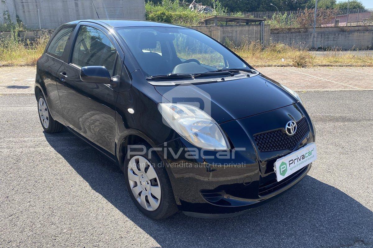 TOYOTA Yaris 1.0 3 porte Sol