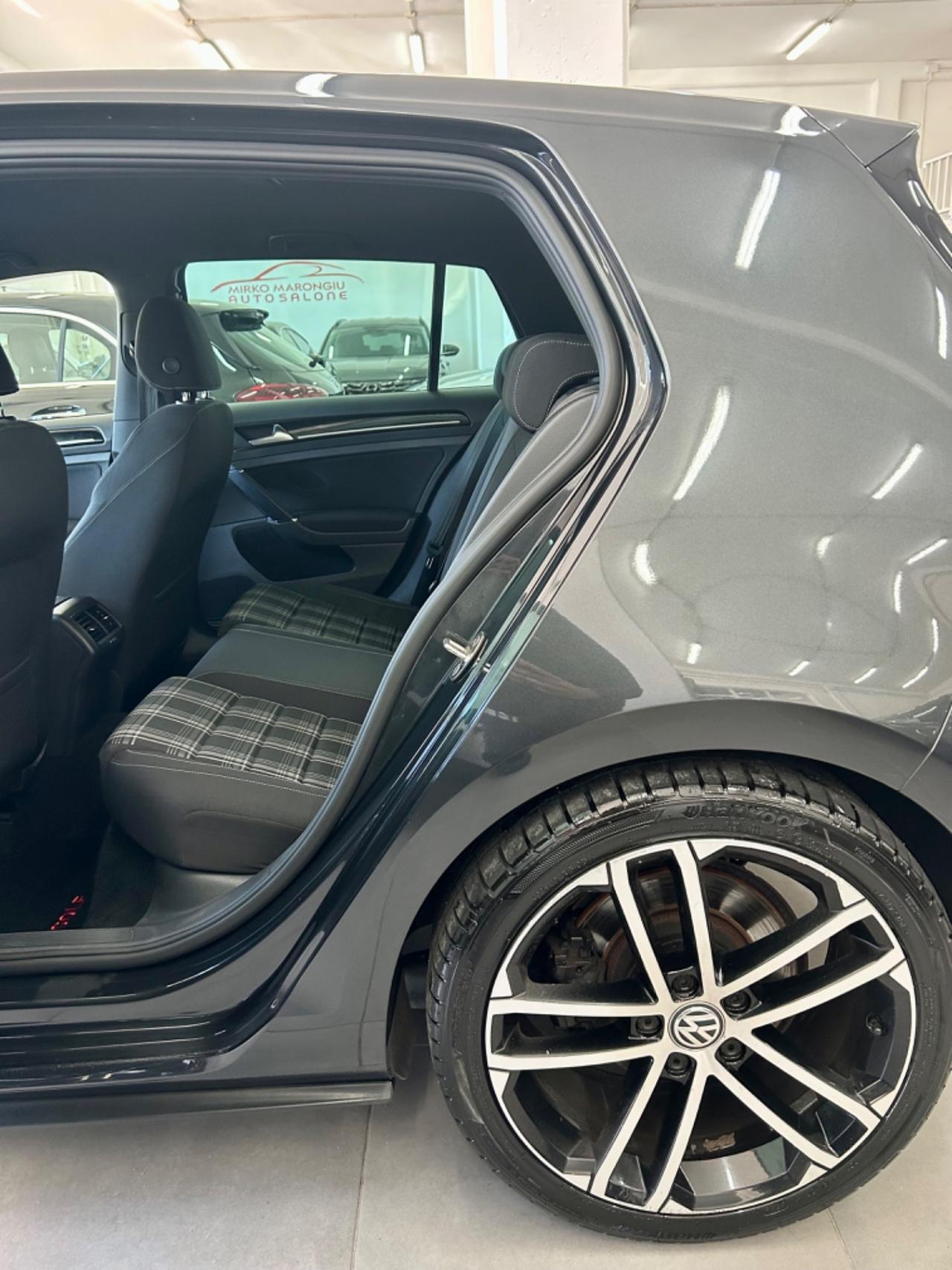 VW Golf 7 GTD 2.0 TDI DSG 5p. FINANZIABILE