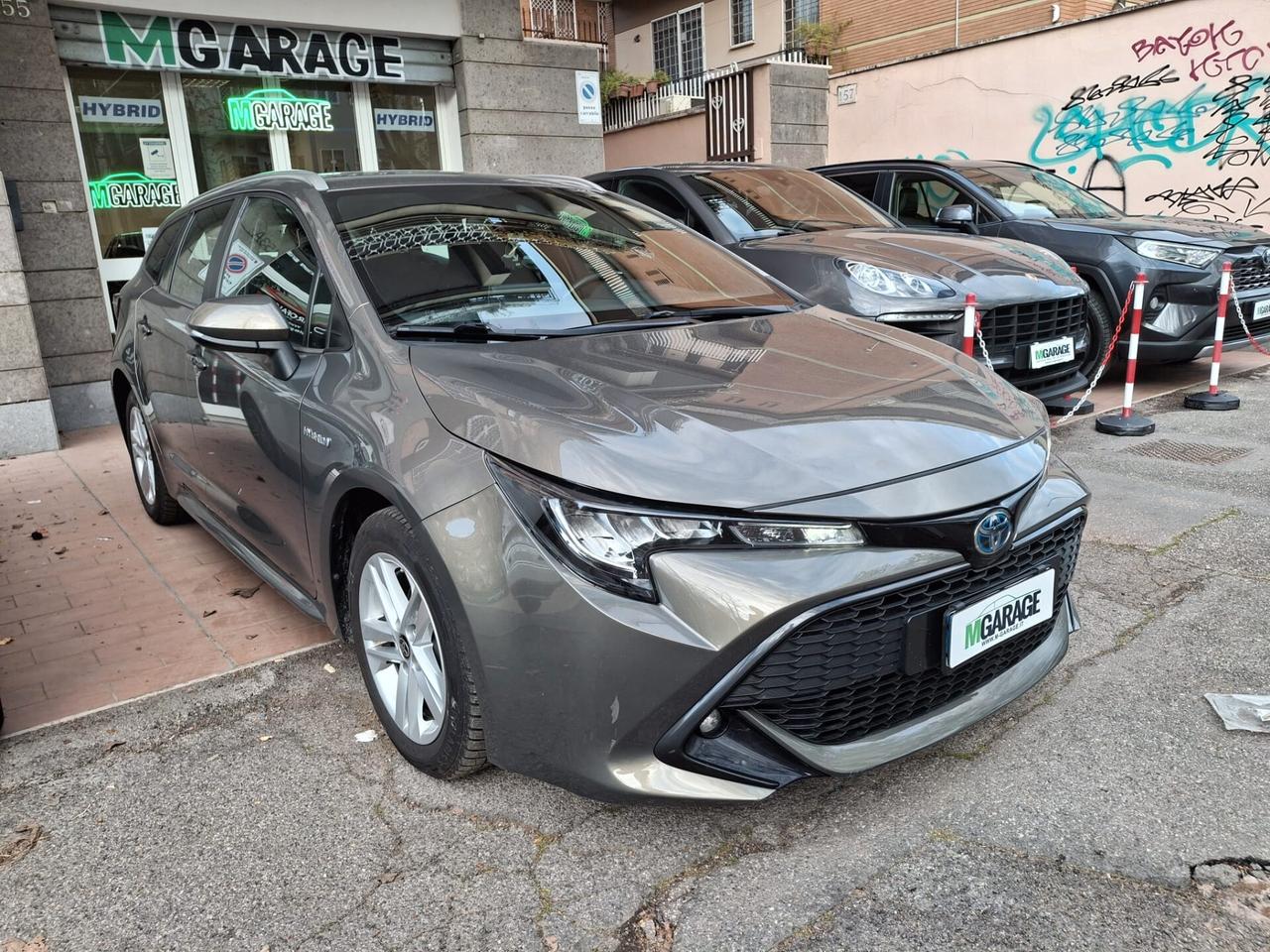Toyota Corolla TS 1.8 Hybrid Business