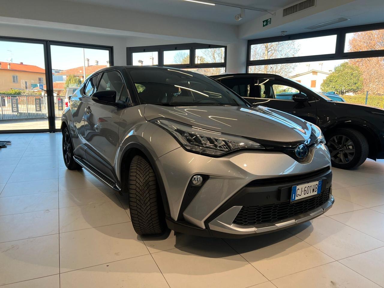 Toyota C-HR 2.0 Hybrid E-CVT Trend