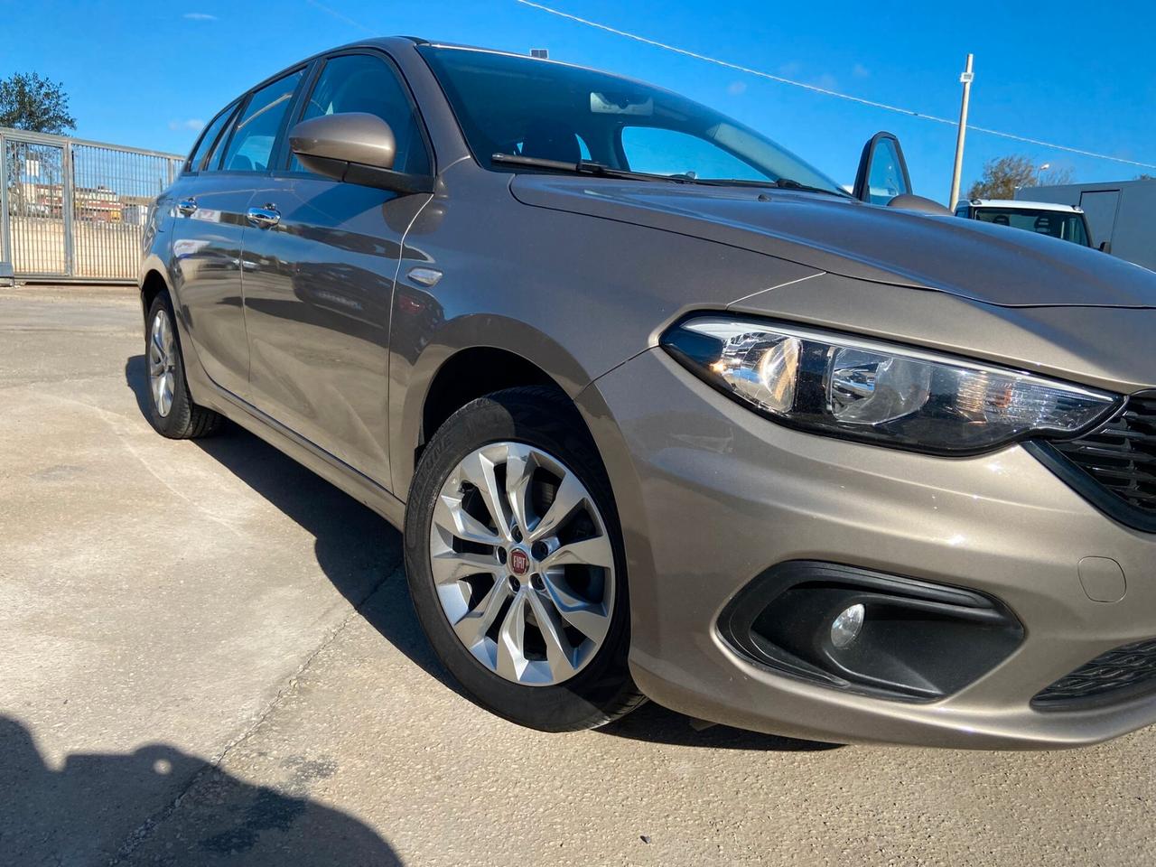 Fiat Tipo 1.6 Mjt S&S SW Lounge