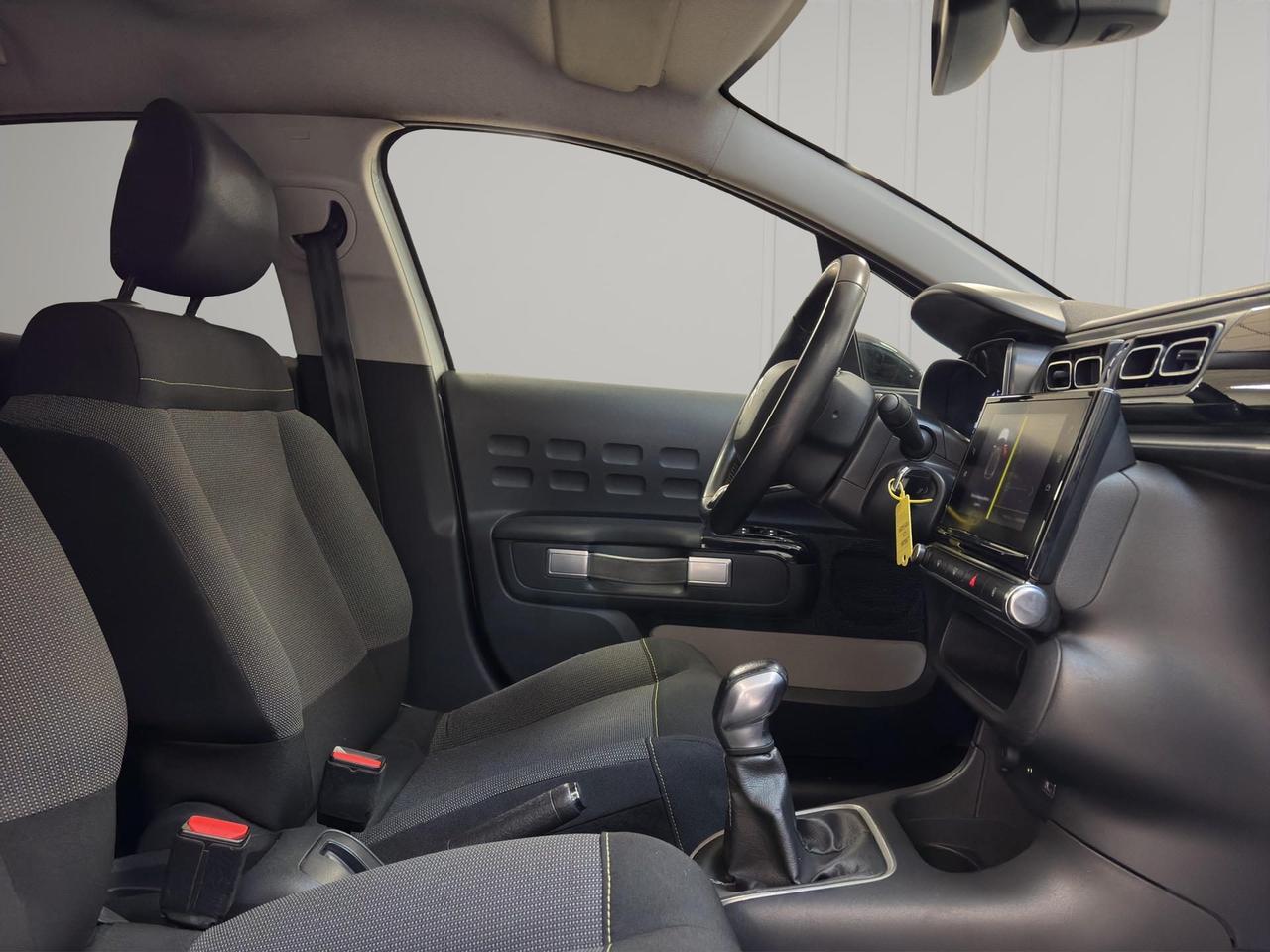 Citroen C3 1.2 puretech Shine 82cv