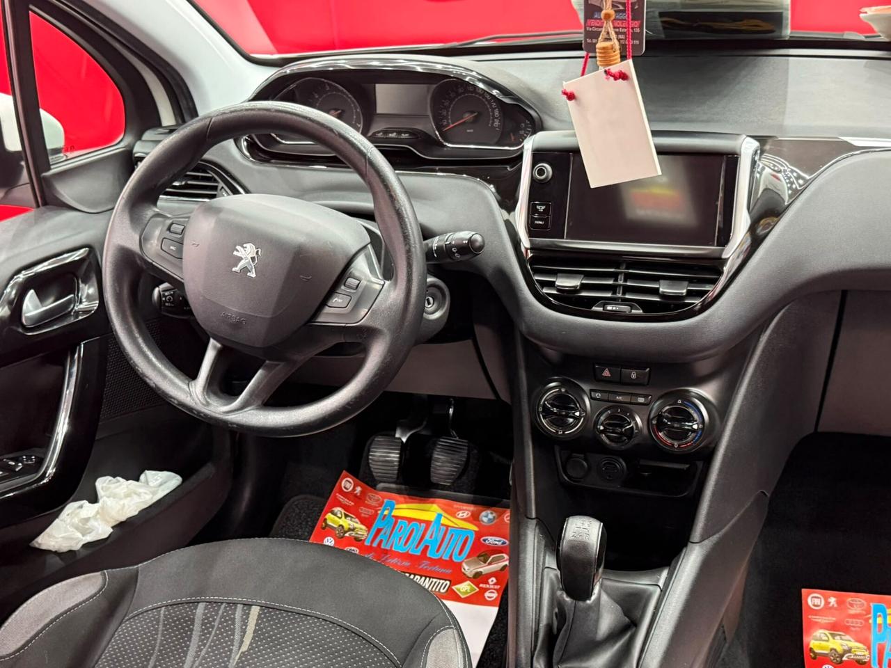 Peugeot 208 1.0 VTi 68cv Puretech - 2013