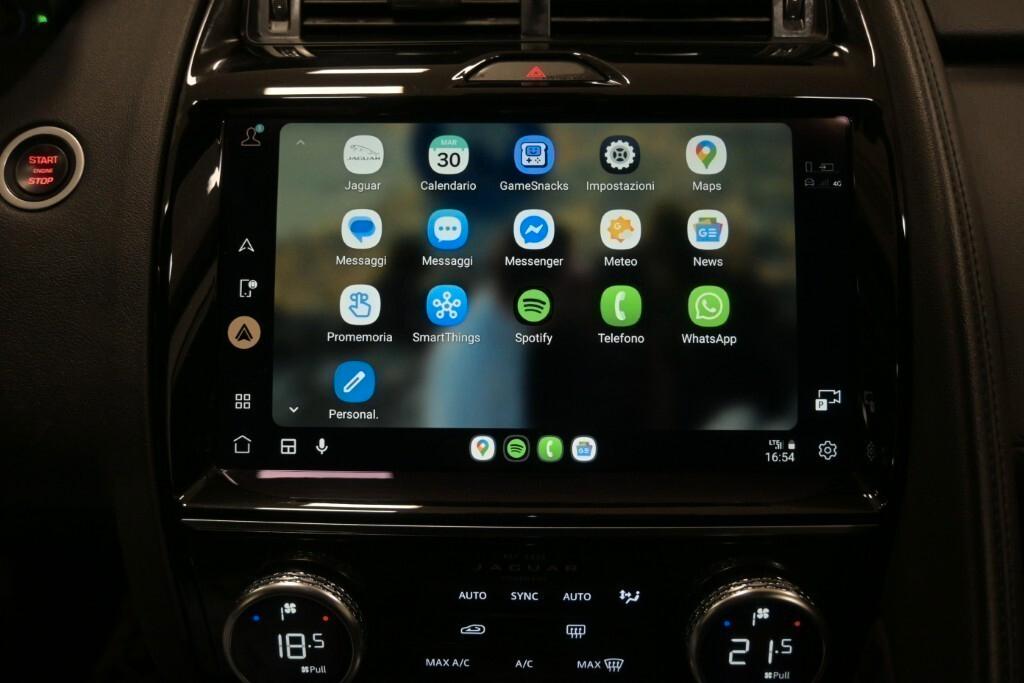 JAGUAR E-PACE 2.0D I4 204CV AUTO AWD SE ( FARI LED - PELLE - CRUISE - NAVI - MIRROR - PDC - TELECAMERA POST. - CERCHI 19 )
