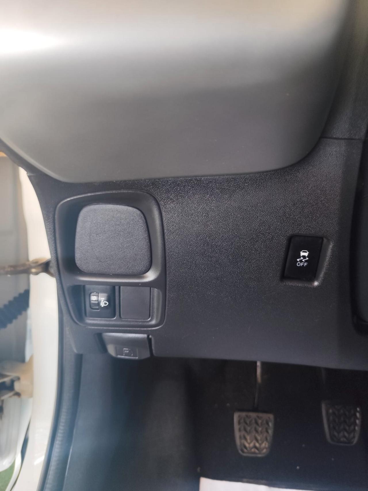 Peugeot 108 1,0 VTi 68 ETG 5 porte Allure