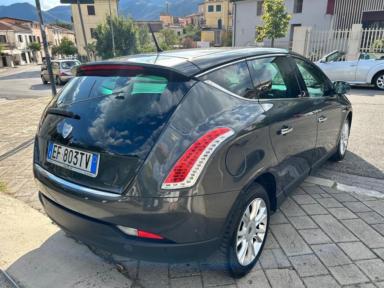 Lancia Delta 1.6 MJT DPF Platinum
