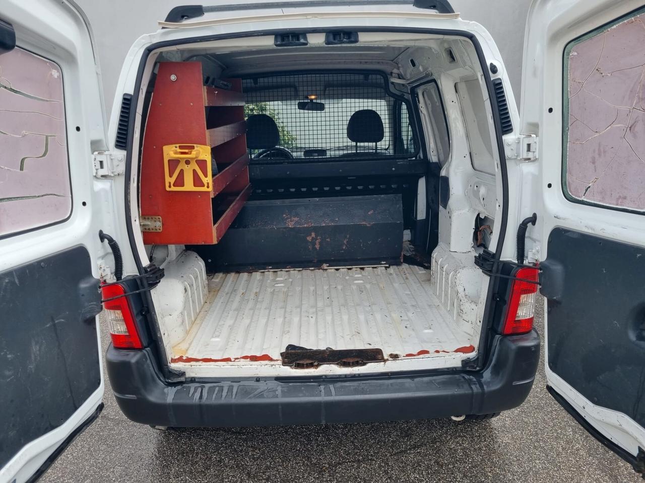 Citroen Berlingo 1.4 4p. Bi Energy M 20 First Van