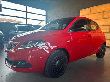 Lancia Ypsilon 1.0 Hybrid 50.000km NEOPATENTATI