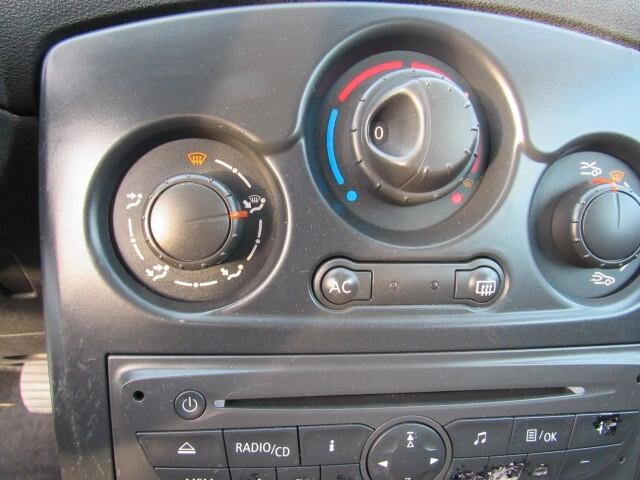 Renault Clio 1.2 16V 3 porte Confort NEOPATENTATI GOOD