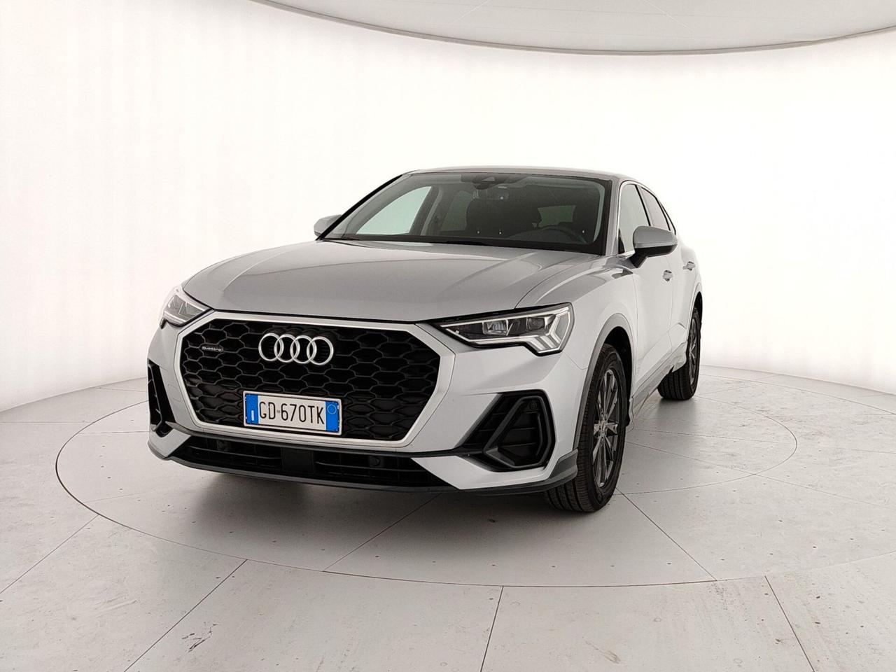 Audi Q3 35 TDI quattro S tronic Business Advanced