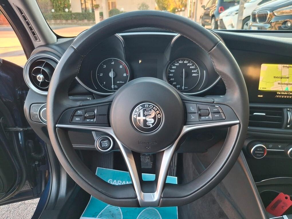 Alfa Romeo Giulia 2.2 Turbodiesel 150cv AT8 - 2018