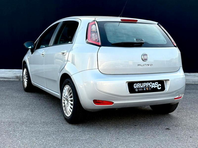 Fiat Punto 5 Porte 1.2 BENZ 69 CV Lounge ADATTA NEOPATENTATI