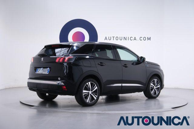 PEUGEOT 3008 HYBRID4 300 E-EAT8 ALLURE PACK