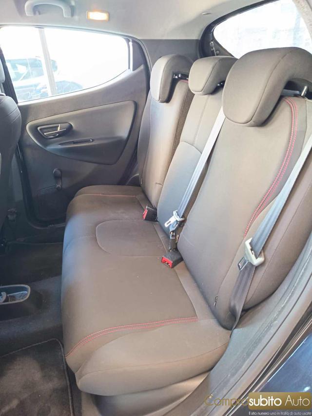 LANCIA Ypsilon 1.2 69 CV 5 porte Gold