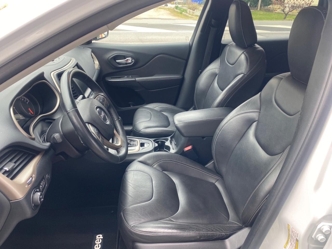 Jeep Cherokee 2.2 Mjt II 4WD Active Drive I Overland