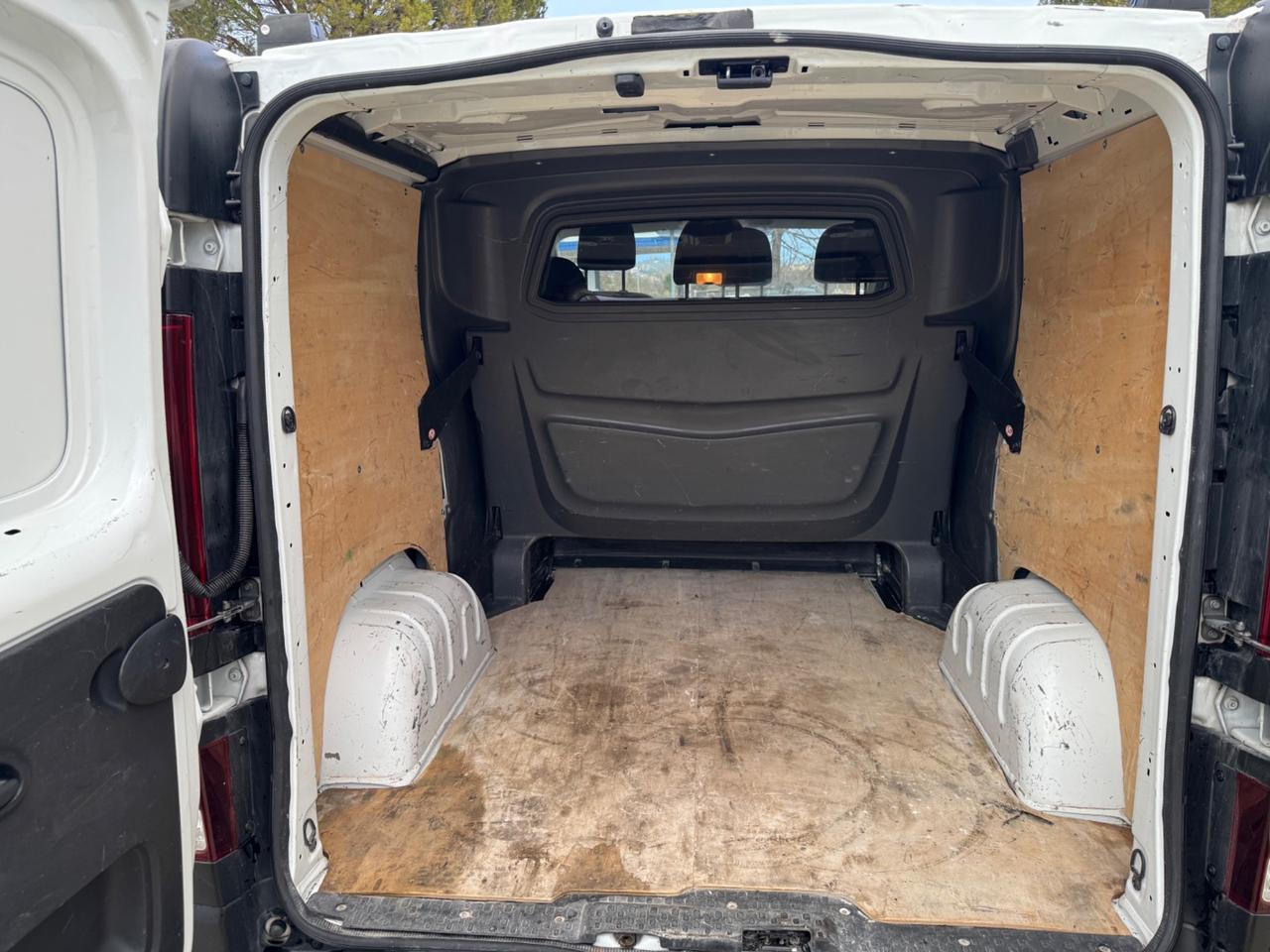 Opel Vivaro 1.6 CDTI 120Cv 6 Posti Autocarro