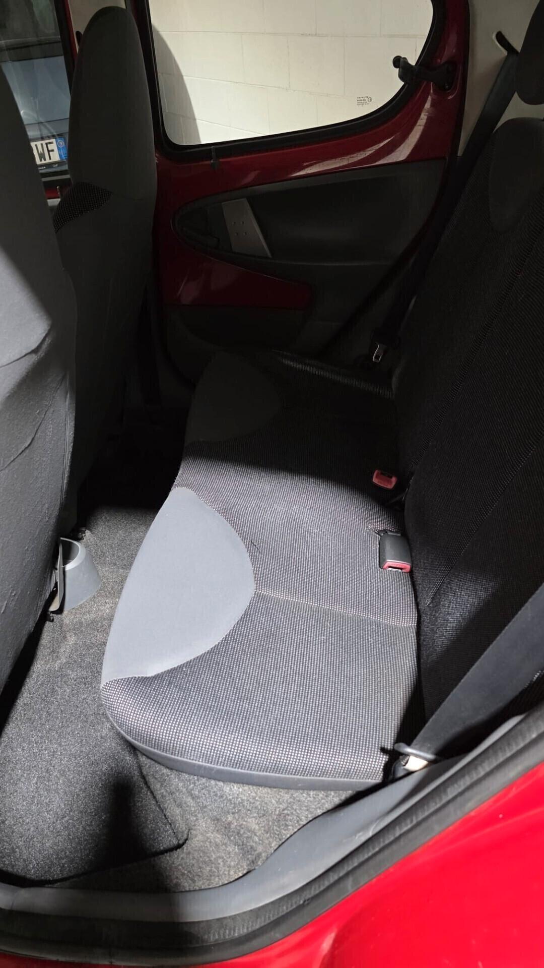 Peugeot 107 1.0 68CV 5p. AUTOMATICA