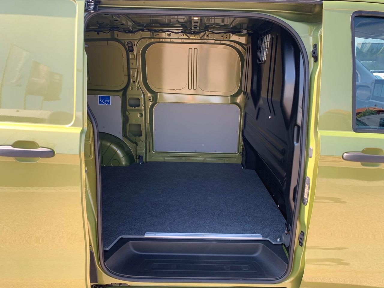 Volkswagen T6 Transporter t7 28 2.0 tdi 110cv l1