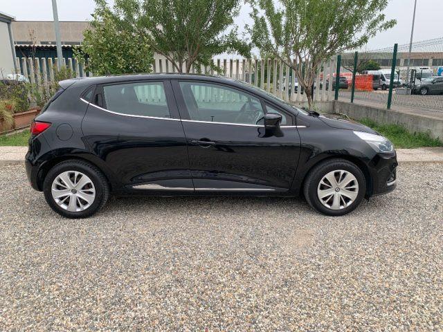 RENAULT Clio 1.2 75CV 5 porte Intens