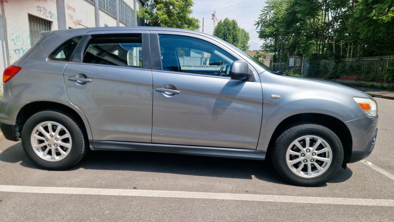 Mitsubishi ASX 1.6 2WD Invite